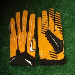 NEW NIKE SUPERBAD PADDED WR FOOTBALL GLOVES